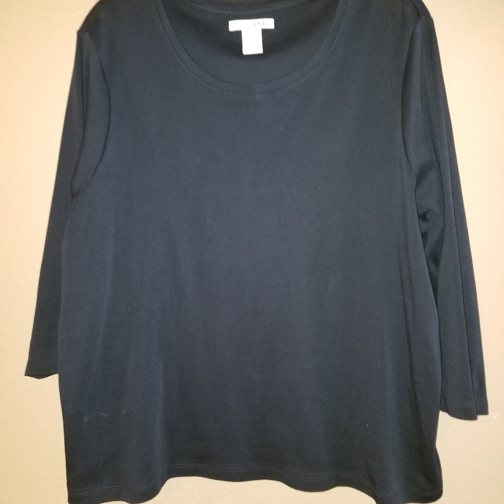 Evie 3/4 sleeve black vee neck tee shirt.